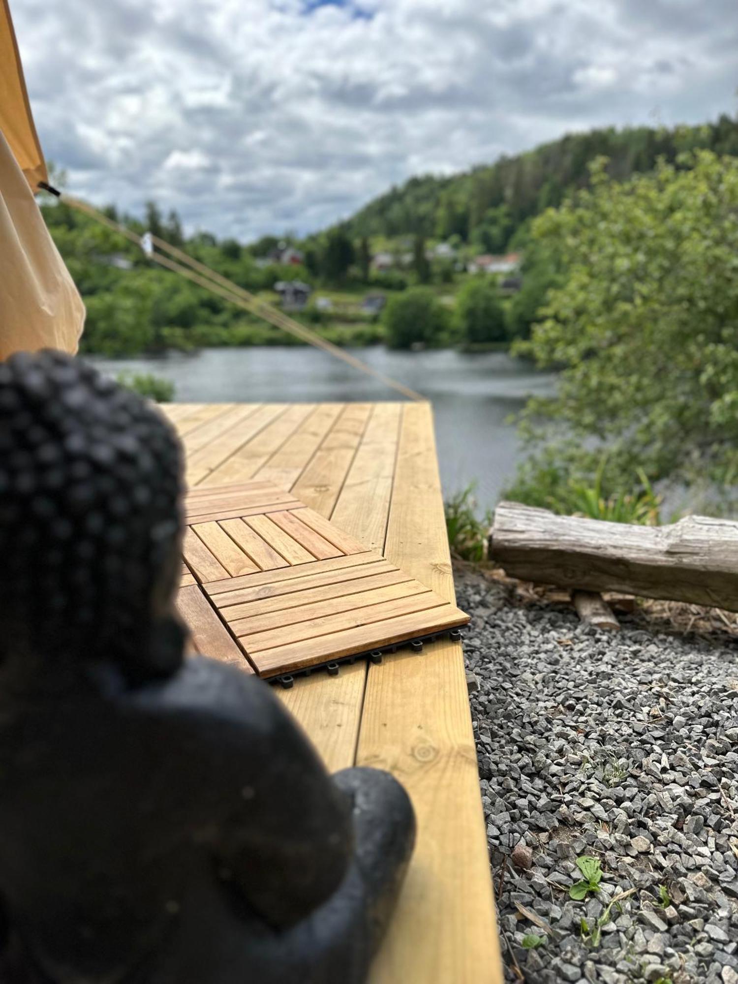 Glamping On Idyllic Lake, Paddle Boards & Rowboat 波什格伦 外观 照片